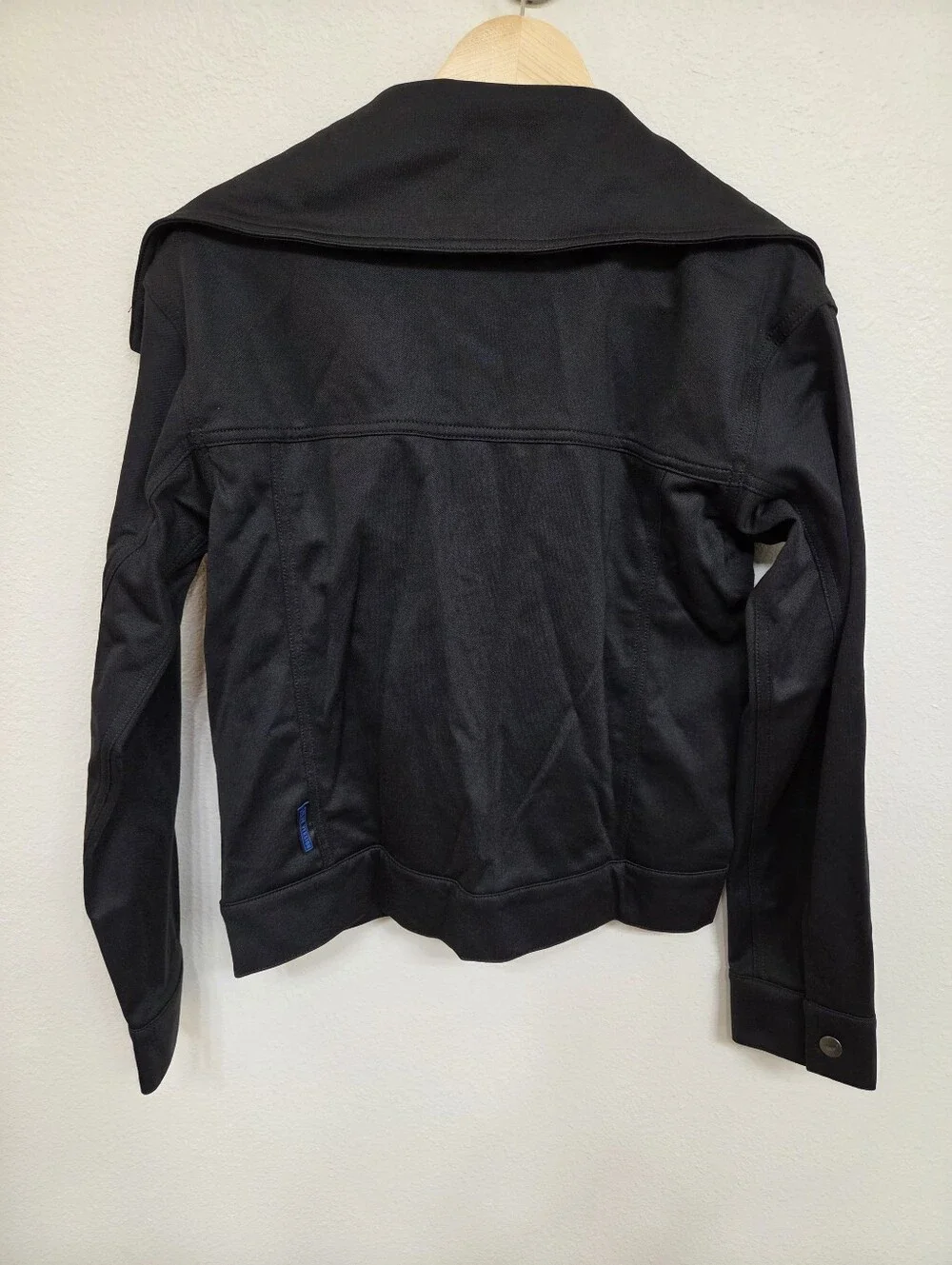 adidas sleek black